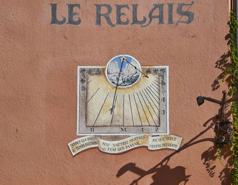 H  tel Relais
