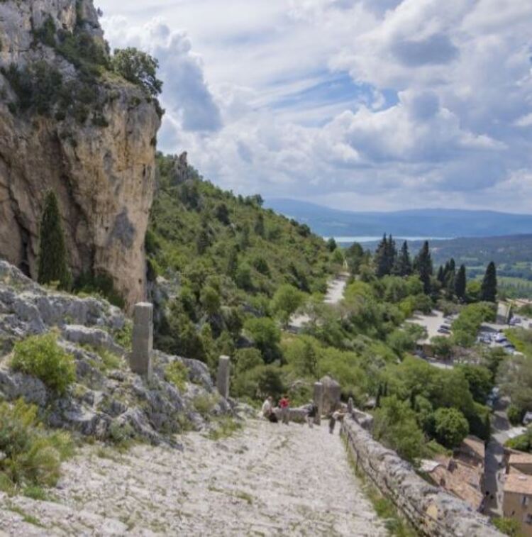 Moustiers-Sainte-Marie - Le tour du village par les Claux (Randos en FAMILLE, Parc du Verdon)