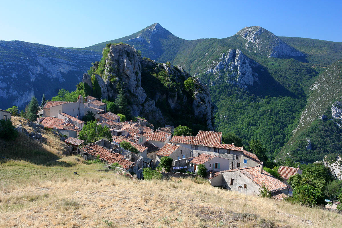 Le village de Rougon, "Point Sublime sur le Point Sublime" (©Wikimedia.org)