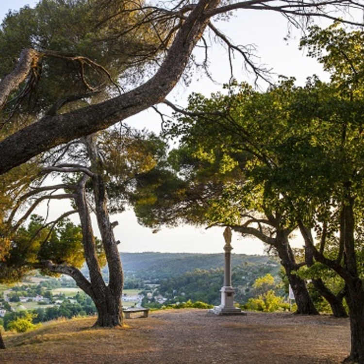 Sélection des plus belles « Randos en FAMILLE » du Parc Naturel Régional du Verdon. Territoire par territoire. (©AD04-Thibaut Vergoz)