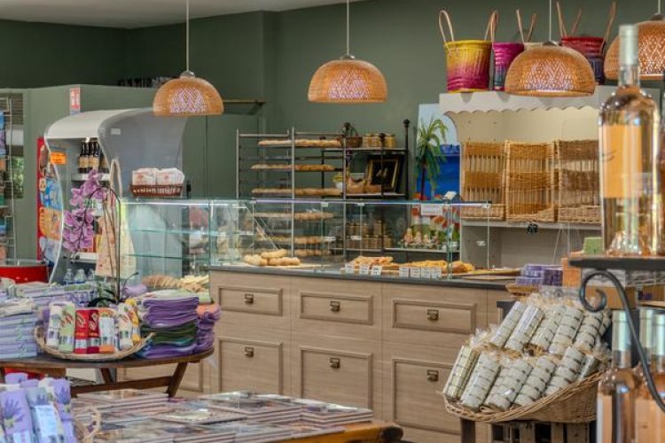 Les Magnans dépôt de pain / espace boutique_Moustiers-Sainte-Marie
