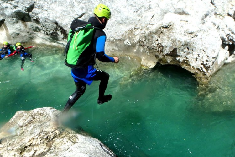 Initiation au canyoning dans le Verdon avec Rocksiders