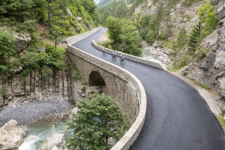 séjour 3 jours velo route Provence Alpes