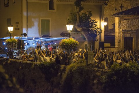 Sortir à Moustiers-Sainte-Marie