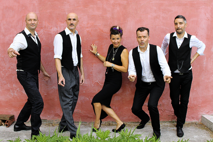 "Music in the spotlights" : concert with LES ACCORDÉS SWING !_Moustiers-Sainte-Marie "Music in the spotlights" : concert with LES ACCORDÉS SWING !_Moustiers-Sainte-Marie