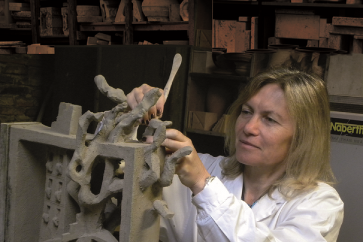 "Terres en dialogue" sales exhibition_Moustiers-Sainte-Marie