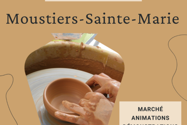 Marché potier_Moustiers-Sainte-Marie Marché potier_Moustiers-Sainte-Marie