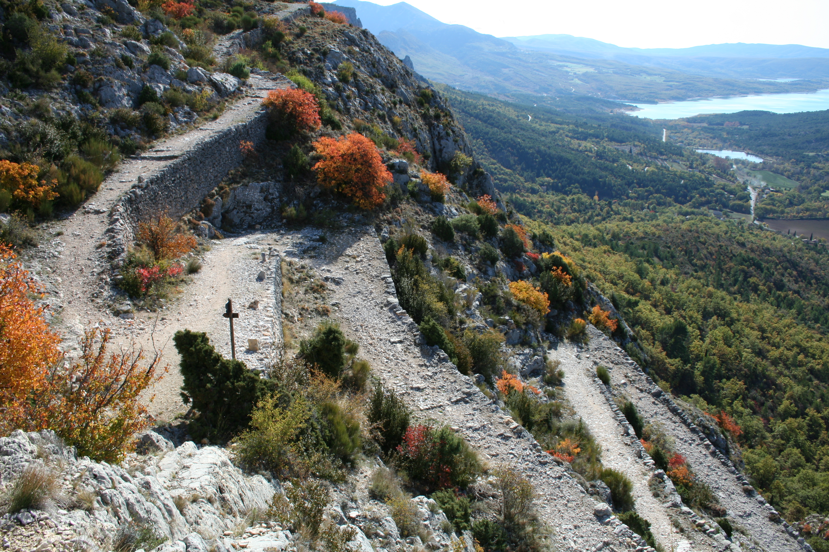 Le Chemin de Courchon : montée incontournable au départ du village !