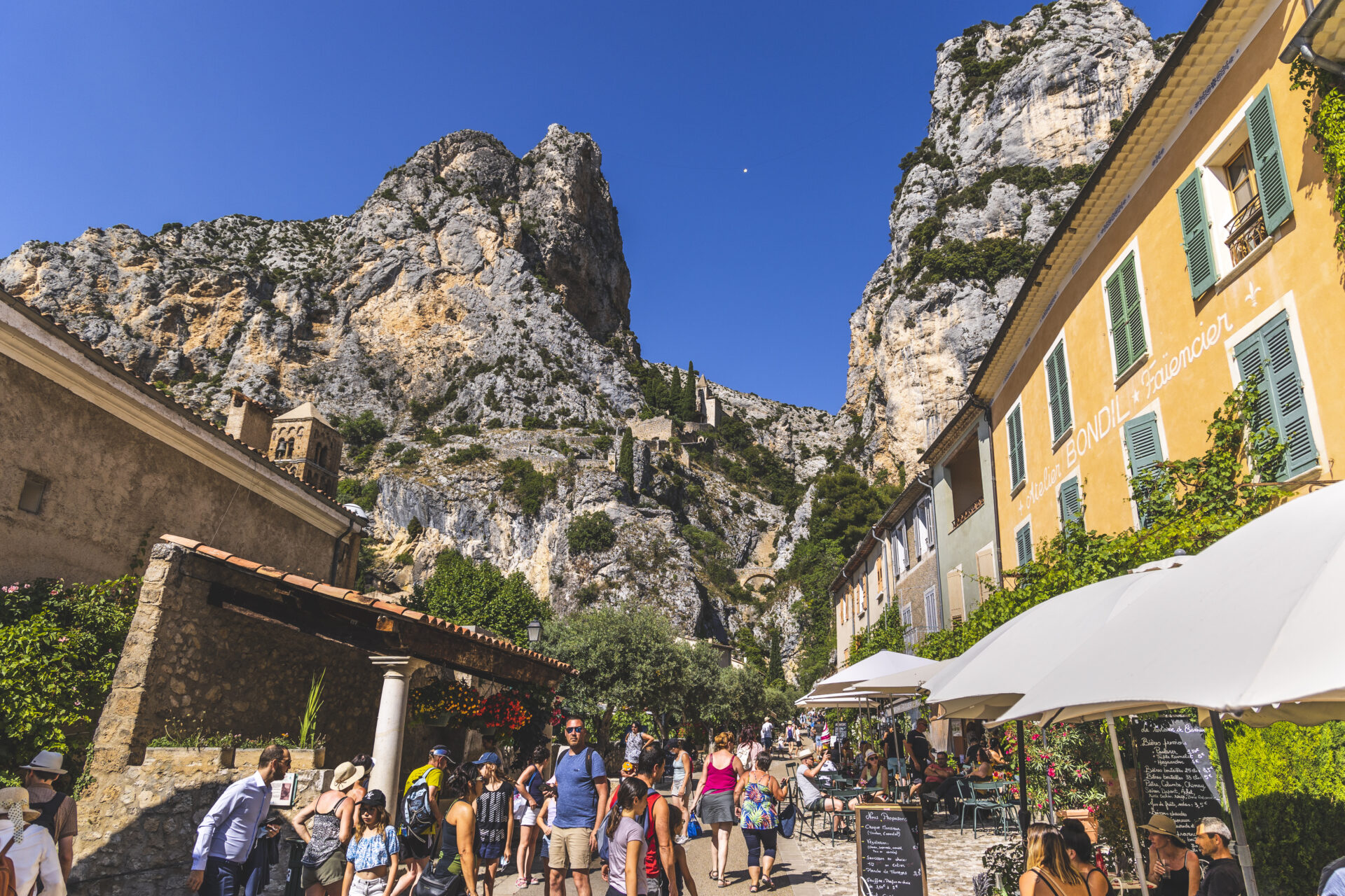 événement Moustiers